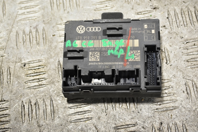 Блок комфорту передніх дверей 4F0959793R VAG