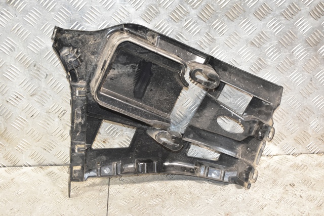 Кронштейн бампера заднього, правий 51127371754 BMW