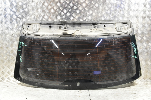 Скло двері задка 51317206562 BMW