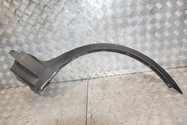 Розширювач передньої арки колеса, правий 51773405818 BMW