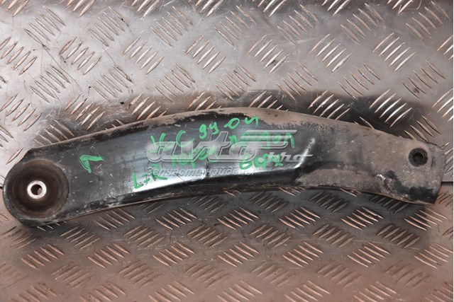 Важіль передньої підвіски верхній, лівий/правий 52088208AC CHRYSLER