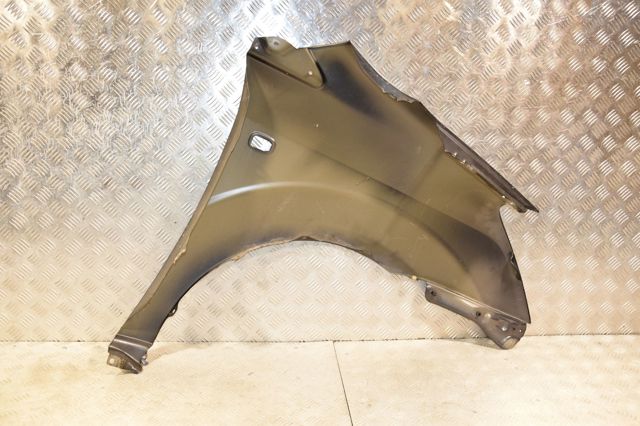Ліве переднє крило 538120F010 TOYOTA