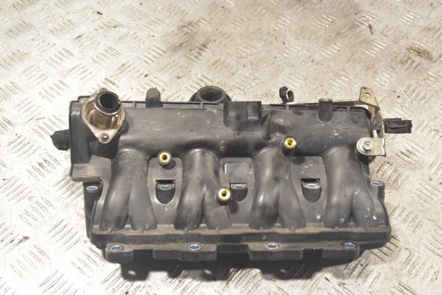 Колектор впускний 55189595 FIAT