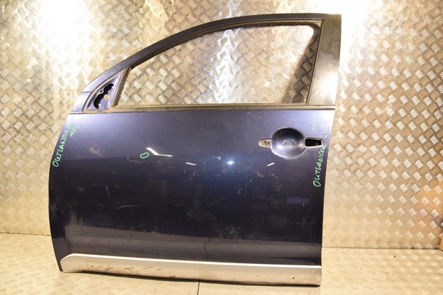 Водійські двері 5700A277 MITSUBISHI