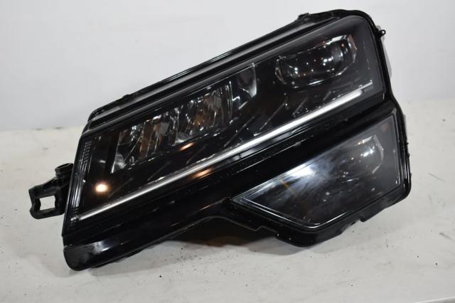 Фара 57B941015C VAG