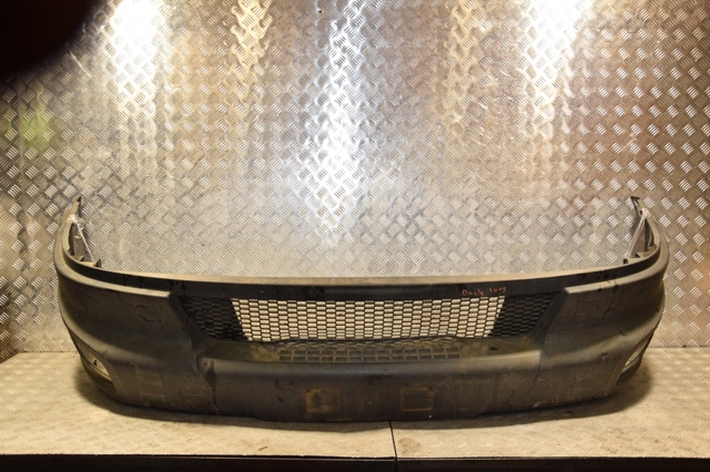 Кожух бампера переднього 5801346085 IVECO
