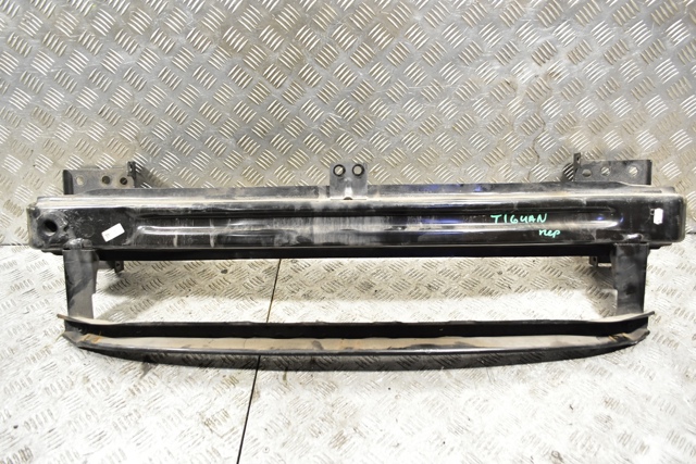 Шина бампера переднього Volkswagen Tiguan I