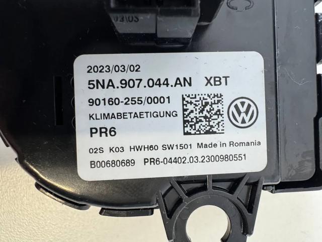 Регулятор вентилятора обігрівача 5NA907044AN VAG