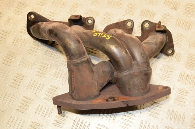 Колектор випускний 60674621 FIAT