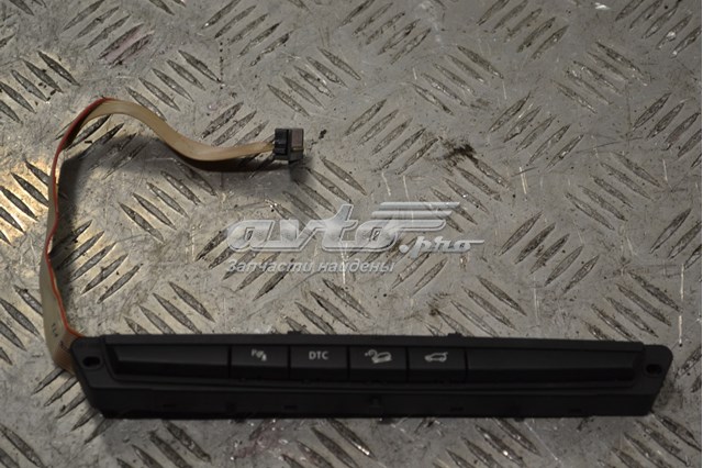 Блок кнопок центральної консолі 61316972780 BMW