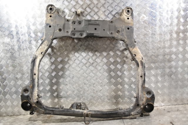 Балка передньої підвіски, підрамник 624052L000 HYUNDAI