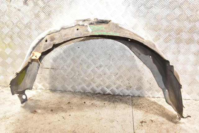 Підкрилок задній правий 6563778010 TOYOTA