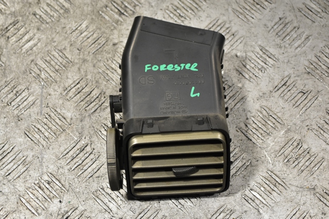 Решітка повітропровода ліва 66110FG010 SUBARU