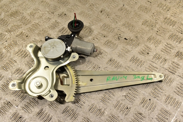Склопідйомник задніх лівих дверей 6980442040 TOYOTA