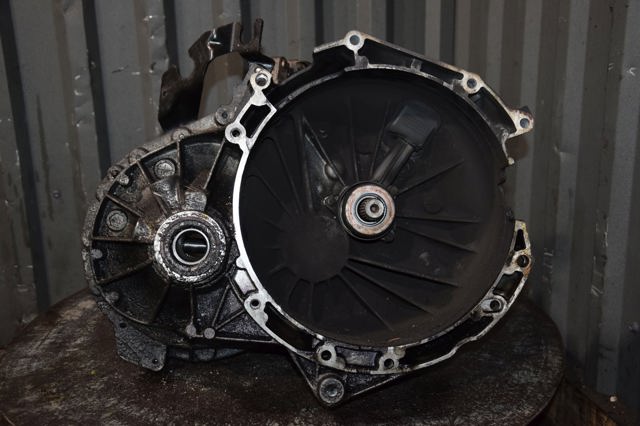 Ручна коробка передач 6C1R7002NC FORD