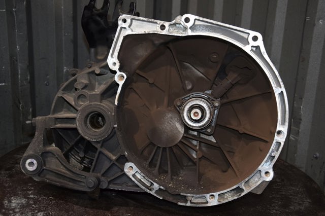Коробка швидкостей механіка 6M5R7002YC MAZDA