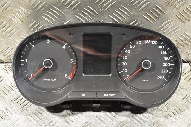 Щиток приладів 6R0920861G VAG