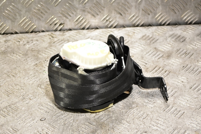 Ремені безпеки 6R4857706 VAG
