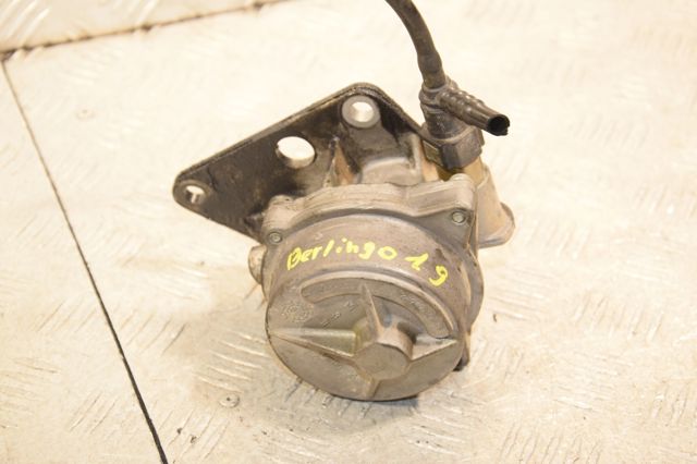 Насос вакуумний 72264600 PEUGEOT