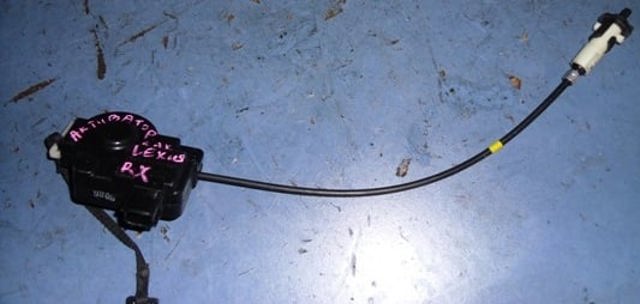 Замок відкривання лючка бензобаку 7703048020 TOYOTA