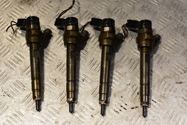 Форсунки електромагнітні 7810702 BMW