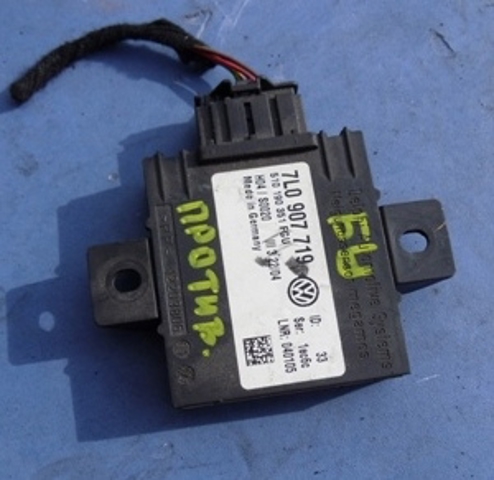Блок керування (ЕБУ) сигналізацією 7L0907719 VAG