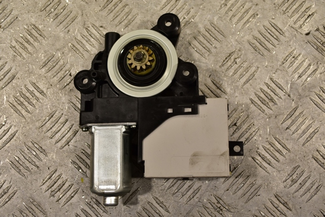 7M5T14B533CF Ford