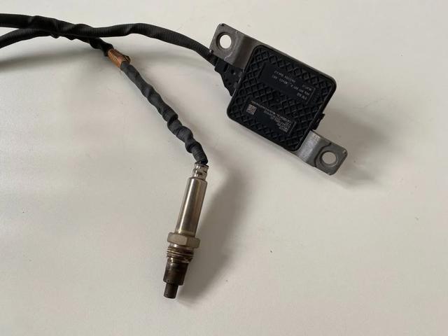 Датчик оксидів азоту NOX 80A907807B VAG