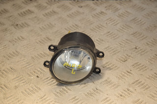 Протитуманка ліва 812200D041 TOYOTA