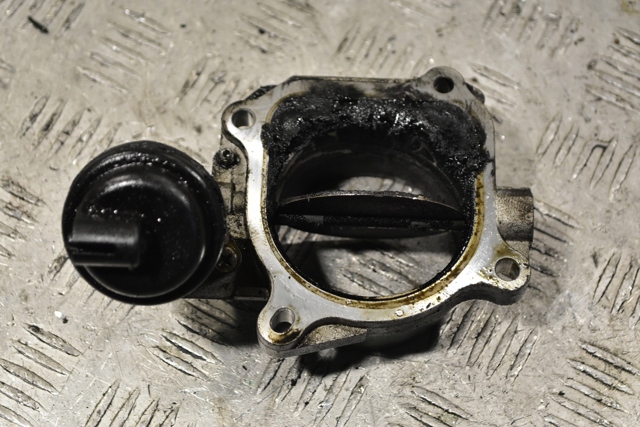 Блок дросельної заслінки 8200258240 RENAULT