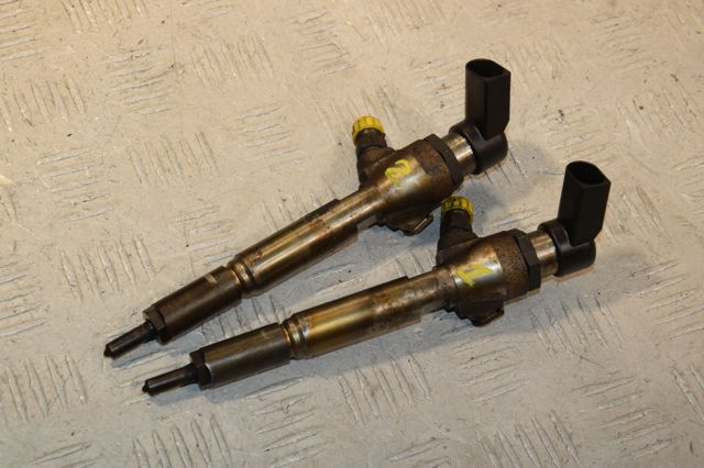 Форсунка інжектора 8200380253 NISSAN