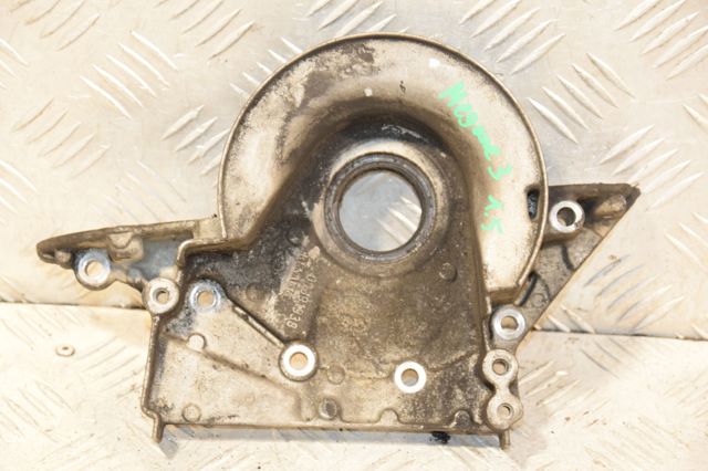 Кришка двигуна передня 8200391938 RENAULT