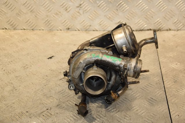 Турбокомпресор 8200398585 RENAULT
