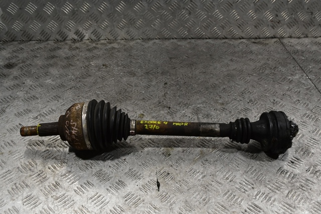 Привід передній правий 8200436849 RENAULT