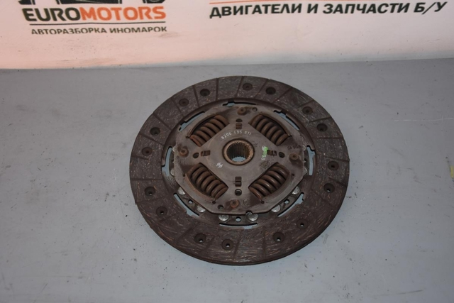 Диск зчеплення ведений 8200495511 RENAULT