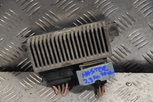 Реле передпускового підігрівача 8200558438 RENAULT