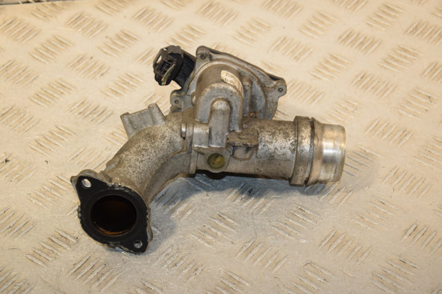 Заслінка повітряна 8200614985 RENAULT