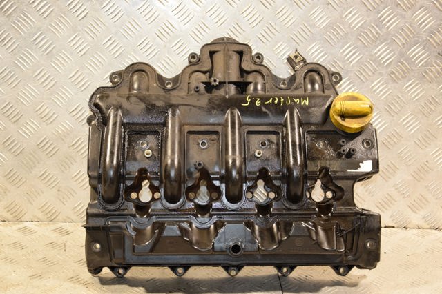 Кришка клапанна 8200627939 RENAULT
