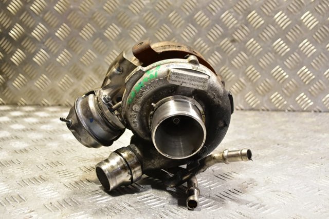Турбокомпресор 8200638766 RENAULT