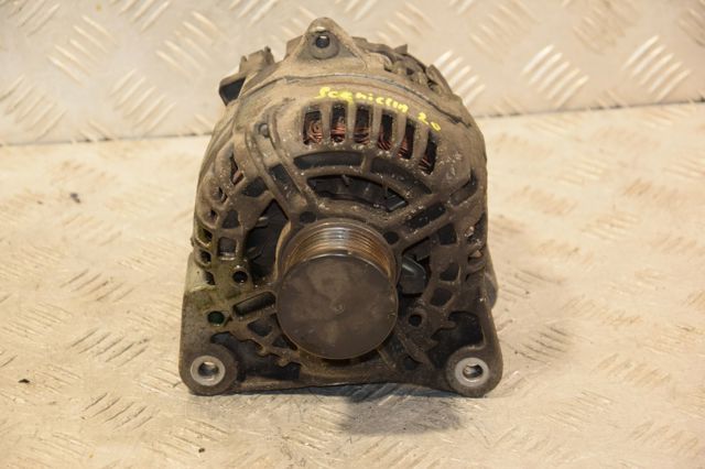 Генератор 8200726639 RENAULT