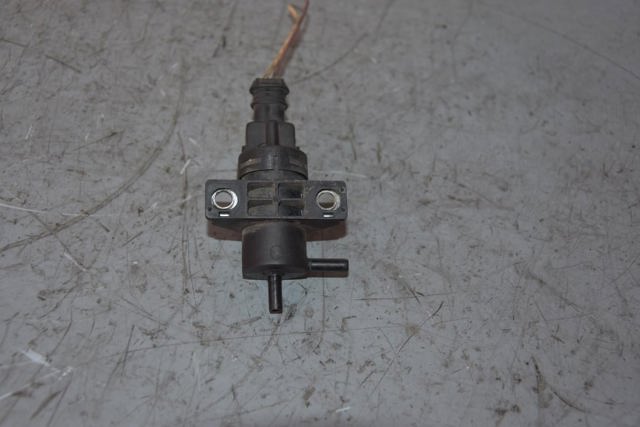 Клапан соленоїд регулювання заслонки EGR 8200762597 OPEL