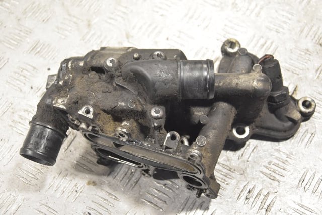 Корпус масляного фільтра 8200797762 RENAULT