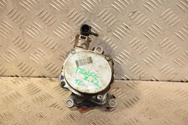 Насос вакуумний 8200881338 RENAULT