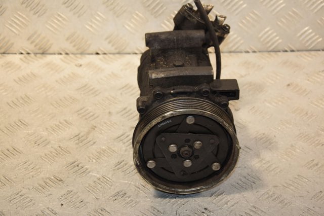 Компресор системи кондиціювання 8200953359 RENAULT