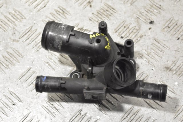 Корпус термостата opel movano 2.3dci 2010 8200978549 261453, гарантия: на установку и проверку 14 дней.