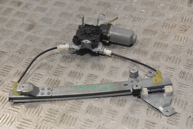 Механізм склопідйомника двері задньої, правої 82700JD400 NISSAN