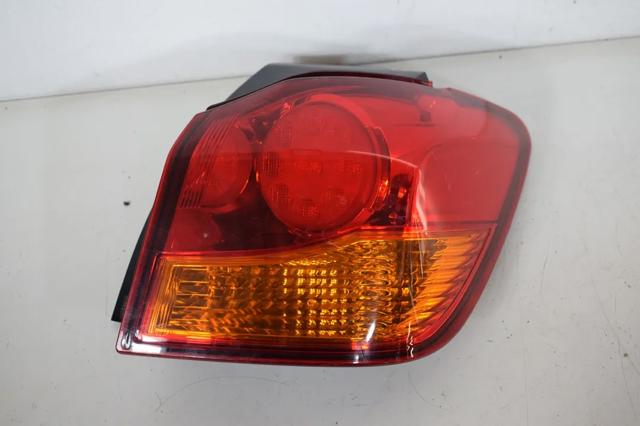 Ліхтар задній правий, зовнішній 8330A722 MITSUBISHI