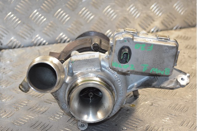 851820402 BMW