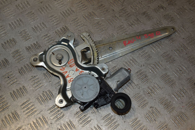 Привід ліфта задній 8572035140 TOYOTA