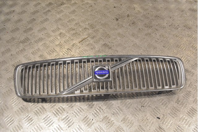 Захисна решітка радіатора 8659875 VOLVO